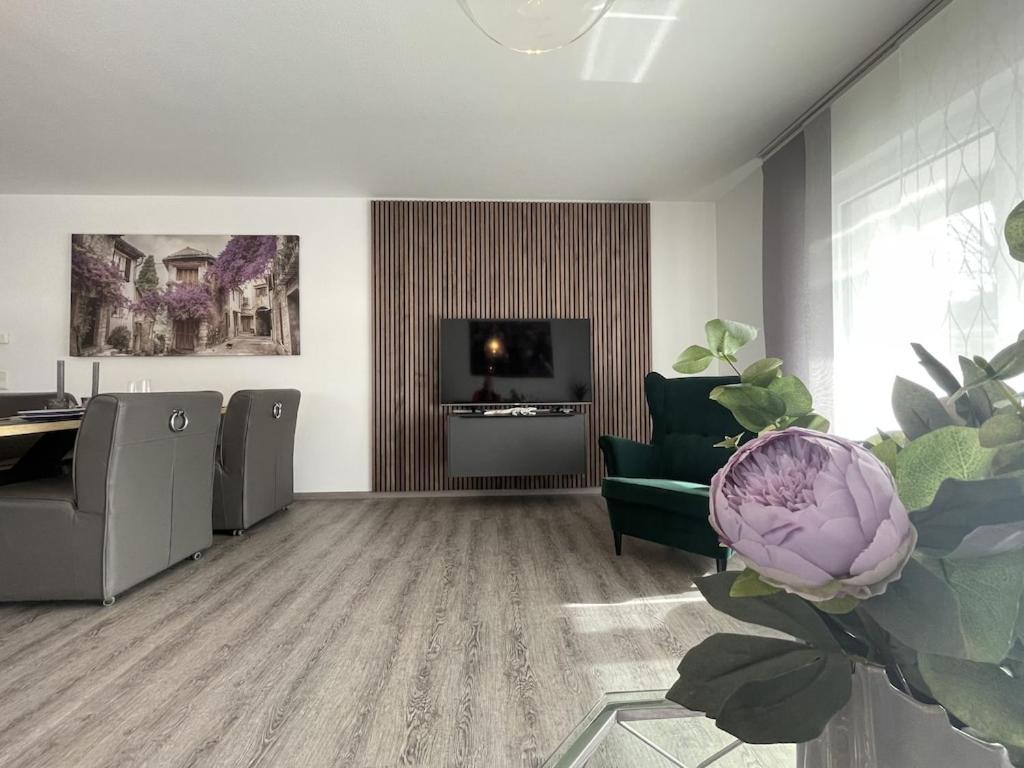 Exklusive Wohnung Zentral Mit Grossem Balkon Losheim Eksteriør bilde