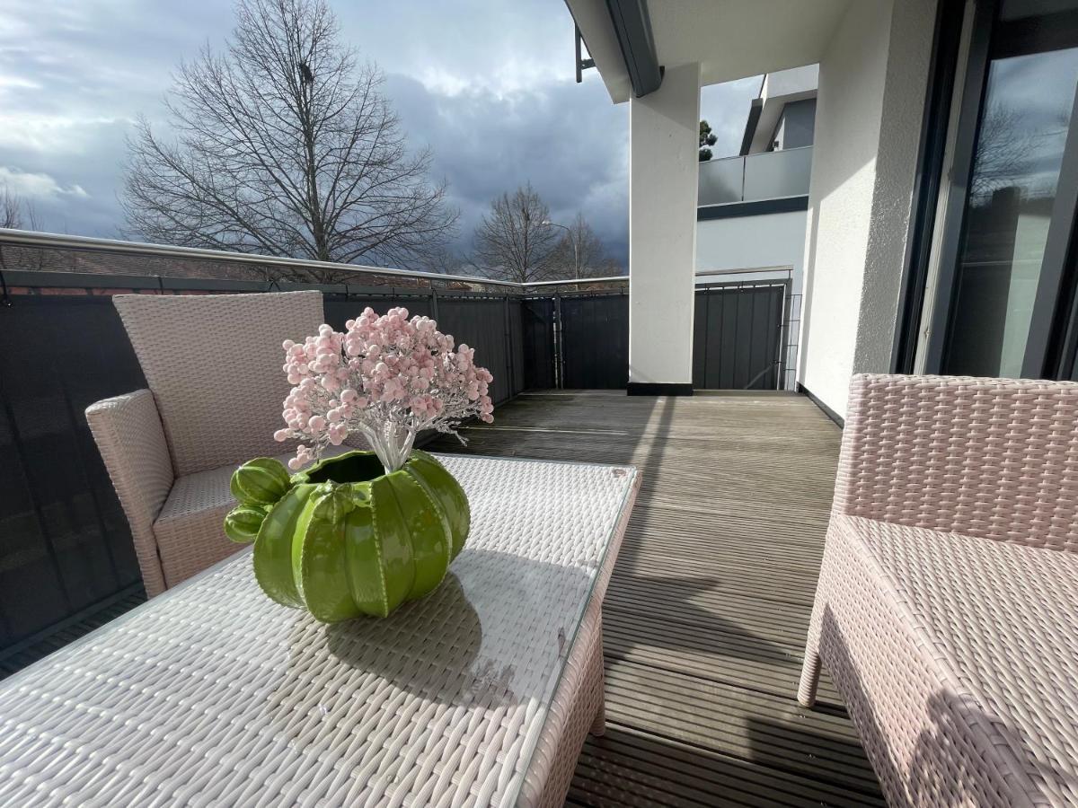 Exklusive Wohnung Zentral Mit Grossem Balkon Losheim Eksteriør bilde